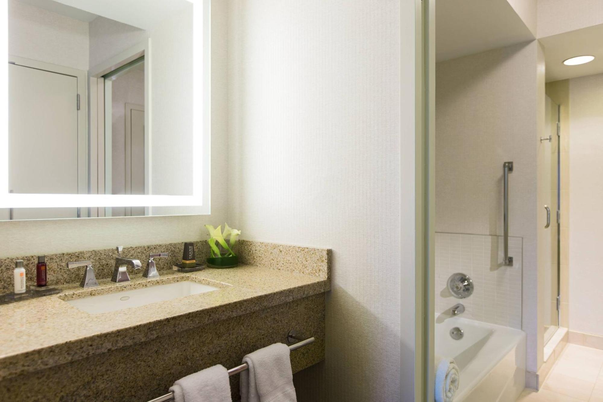 Chicago Marriott Suites O'Hare Rosemont Εξωτερικό φωτογραφία